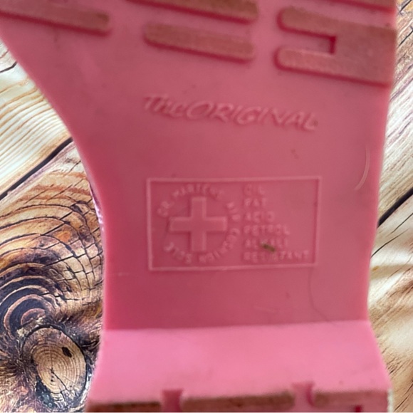 Dr. Martens Pink Combat Boots Womens 10 airware - Picture 5 of 11